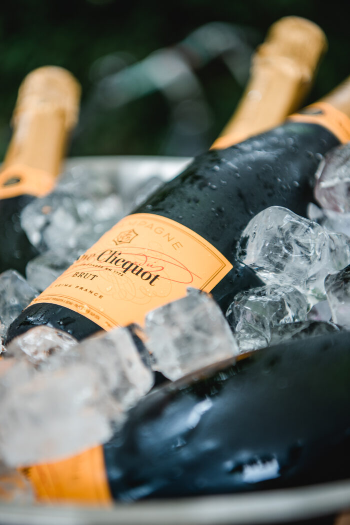 Sparkle Bike, Sektempfang zur standesamtlichen Hochzeit am Schloss Ahrensburg, Sektempfang Hochzeit, Hochzeit Empfang, besonderer Sektempfang, Sektempfang Geburtstag, Sektempfang Event, Ideen für besonderen Sektempfang, Sektempfang Hamburg, Sektempfang Kiel, Sektempfang Lübeck, Sparkle Bike Mobiler Sektempfang