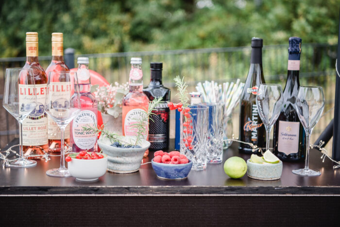 Sparkle Bike, Sektempfang zur standesamtlichen Hochzeit am Schloss Ahrensburg, Sektempfang Hochzeit, Hochzeit Empfang, besonderer Sektempfang, Sektempfang Geburtstag, Sektempfang Event, Ideen für besonderen Sektempfang, Sektempfang Hamburg, Sektempfang Kiel, Sektempfang Lübeck, Sparkle Bike Mobiler Sektempfang